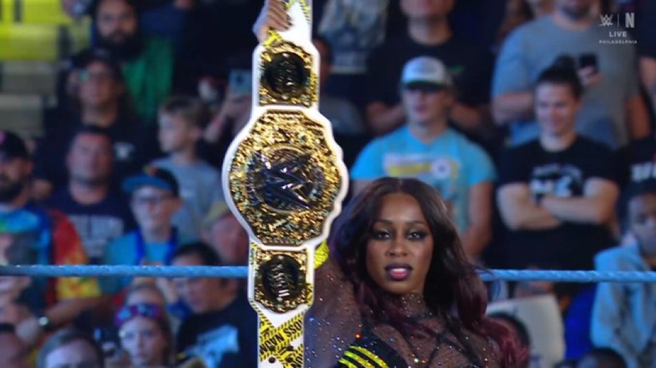 rheassinner's tweet image. she knew she had to serve face one more time before she left