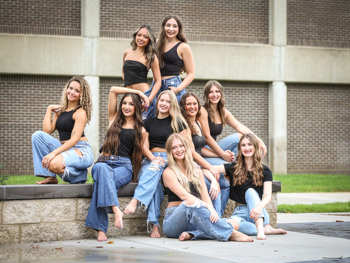 ICTritons's tweet photo. One of the most important parts of the Triton gameday experience, we caught up with @TritonDance_IC today (8/18) for #MediaDay! 🔱💙 More at https://t.co/3ZyF1keXjM #TritonNation #TritonExperience #BeATriton #GoBigBlue #ICDT https://t.co/4ik1WABqaz