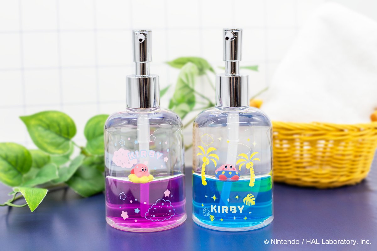 charatoru's tweet photo. 🌟8月発売商品🌟
【#星のカービィ ぷかぷかソープボトル2】

#カービィ のフィギュアがぷかぷか浮かぶソープボトルが登場🫧
カービィがワープスターに乗ったキュートなデザインと、浮き輪を身につけて海の上に浮かんでいるような夏らしいデザインの2種類がラインナップしています🏝️

取扱店舗はこちら🔍
⇒https://t.co/uA08tLwt83