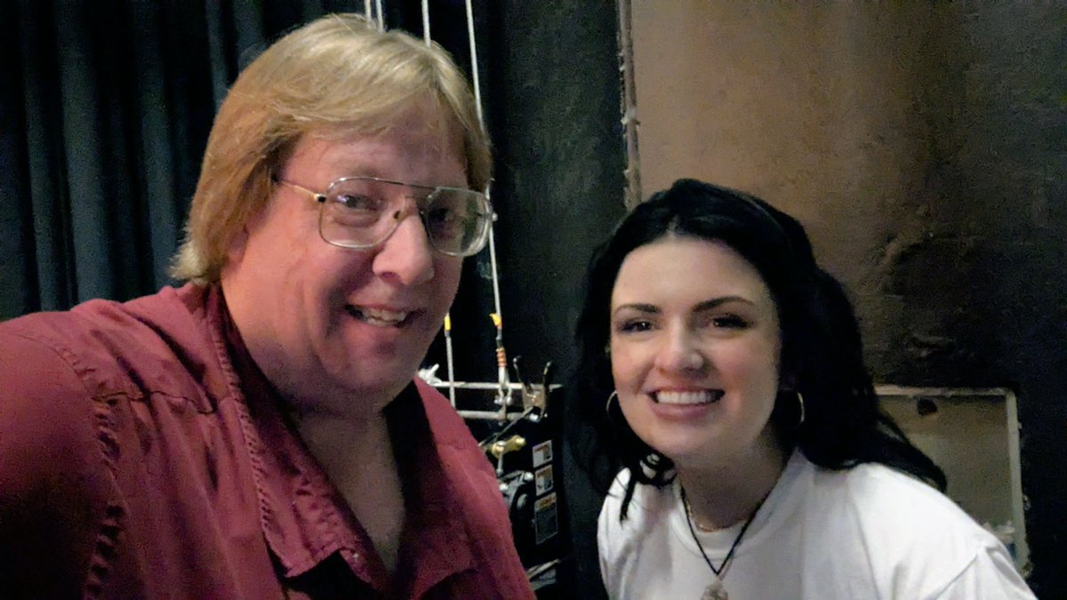 Had a fun night with <a href="/MaddiePoppe/">Maddie Poppe</a> in Waverly!!!