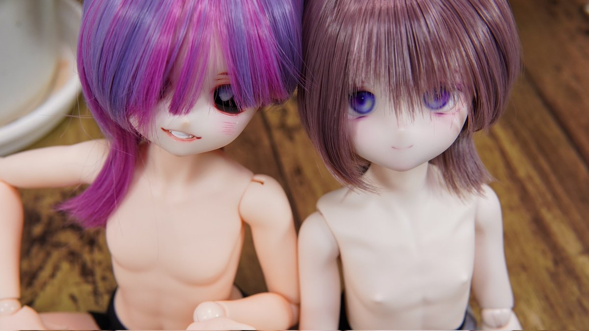 うちにいるMDDたちは基本的にお子様扱いですがいもねこさんの2ᒪ胸、むちあし、ぷにお腹で少しアダルティなかほりのする29番ちゃんほしいねぇ🤤
ボディから集めるととんでもないから当分はやらないけどwww
おっぱいをくれ！！！！
↓雄っぱい