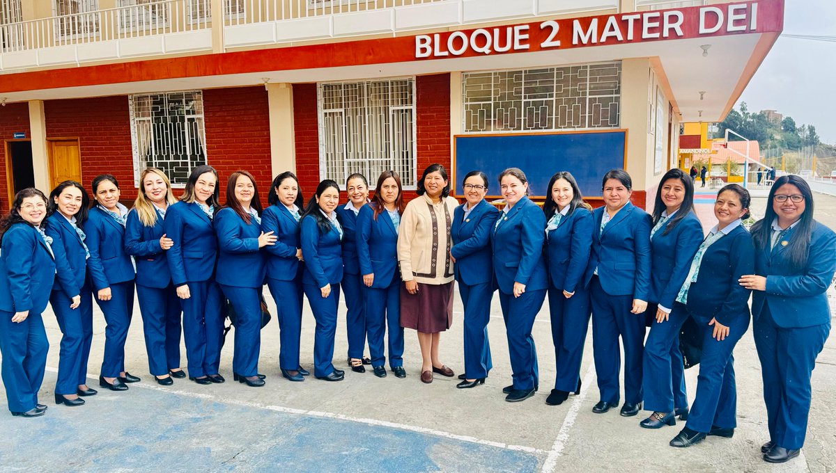 uefmaterdei's tweet photo. Nuestros docentes y personal administrativo ya están de regreso, preparando con alegría y compromiso el inicio del año escolar. Cada detalle, está pensado con cariño, esperando el retorno de nuestros queridos estudiantes. #MaterDei40AñosAlServicioDeLaEducacion #SomosMaterianos https://t.co/0hqAQlnGkB