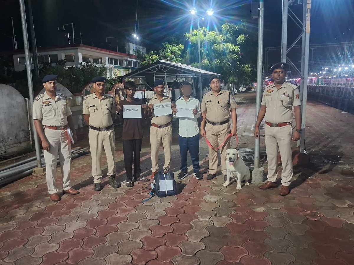 #OperationNarcos
<a href="/RPF_INDIA/">RPF INDIA</a>
<a href="/RailMinIndia/">Ministry of Railways</a>
<a href="/zscrnfr/">ZSCRNFR</a>
<a href="/drm_lmg_nfr/">मं.रे.प्र.लामडिंग, पू.सी.रेलवे / DRM LUMDING NFR</a>
<a href="/rpfpcagtl/">RPF post Agartala</a>
On 19.08.2025  Jointly team of #RPF_GRP_Agartala apprehended 1 drug peddler with recovery of 5.255 KG's Ganja, Value Rs 52,550/-  &amp;  handed over to OC/GRPS/AGTL for legal action.