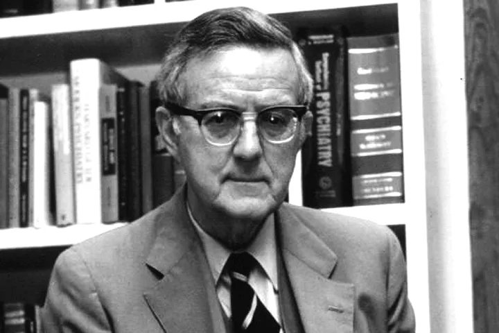 What if a 3 year old could tell you how they died in another life… and then show you the matching scar?

Dr. Ian Stevenson spent 40 years documenting thousands of these cases. He wasn’t a mystic he was a scientist.

This is the reincarnation research science couldn’t bury 🧵