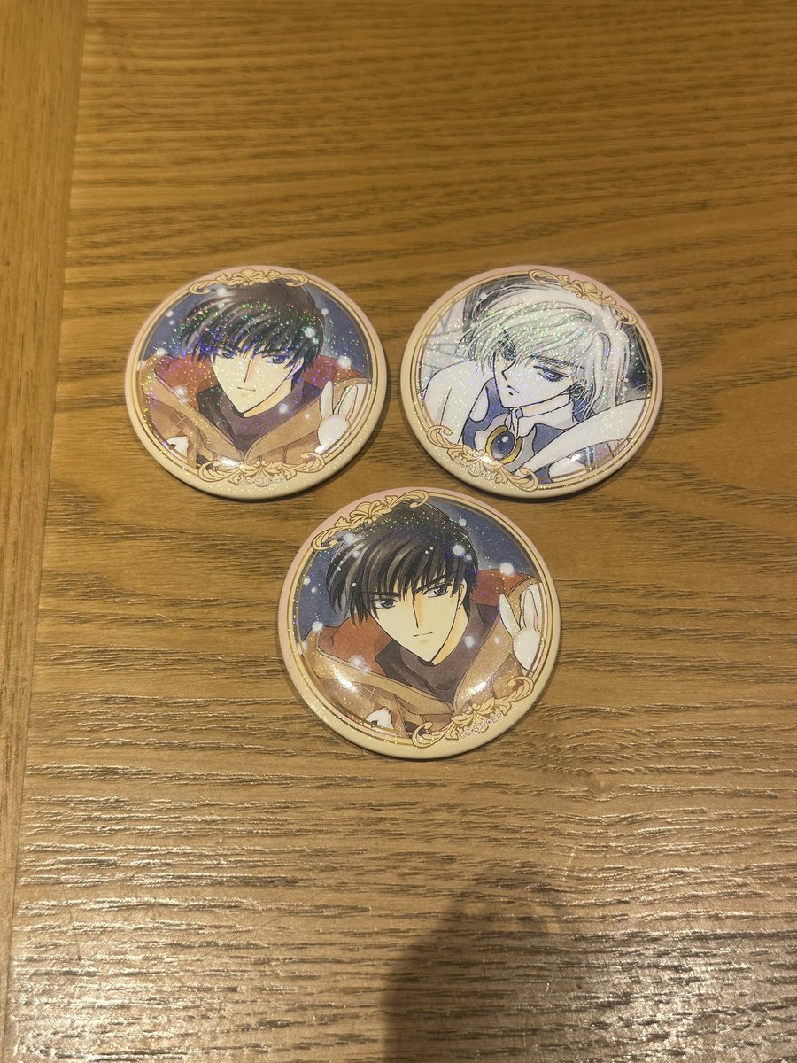 chaasan41's tweet photo. @shela_Manato 検索から失礼します。
画像のもの所存しているのですが、さくらの缶バッチ２つと2:2で交換可能でしょうか？ https://t.co/ydRclcJy9v