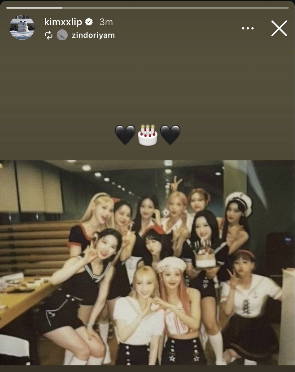 heejin vivi and kimlip repost jinsoul's ig story 🥹🥹🥹