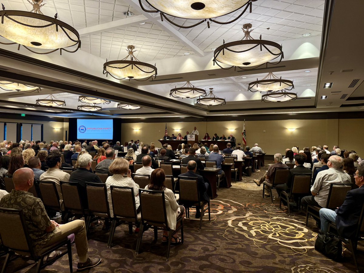 OC Republicans (@ocgop) on Twitter photo A packed Central Committee meeting tonight with Republican candidate for Governor <a href="/ChadBianco/">Sheriff Chad Bianco</a>! A packed Central Committee meeting tonight with Republican candidate for Governor <a href="/ChadBianco/">Sheriff Chad Bianco</a>!