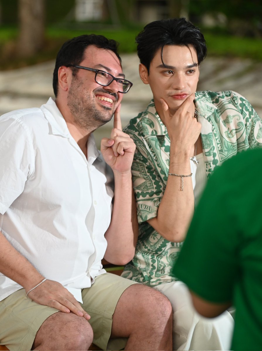 thaiblfiction's tweet photo. Happy 26th birthday @harit_keng Wishing you another year of happiness,  good health,  and friendship.
26YRS HUG KENG MAK
#26ปีมื้อนี้ฮักเก่งหลาย https://t.co/ipCP7CXLdL