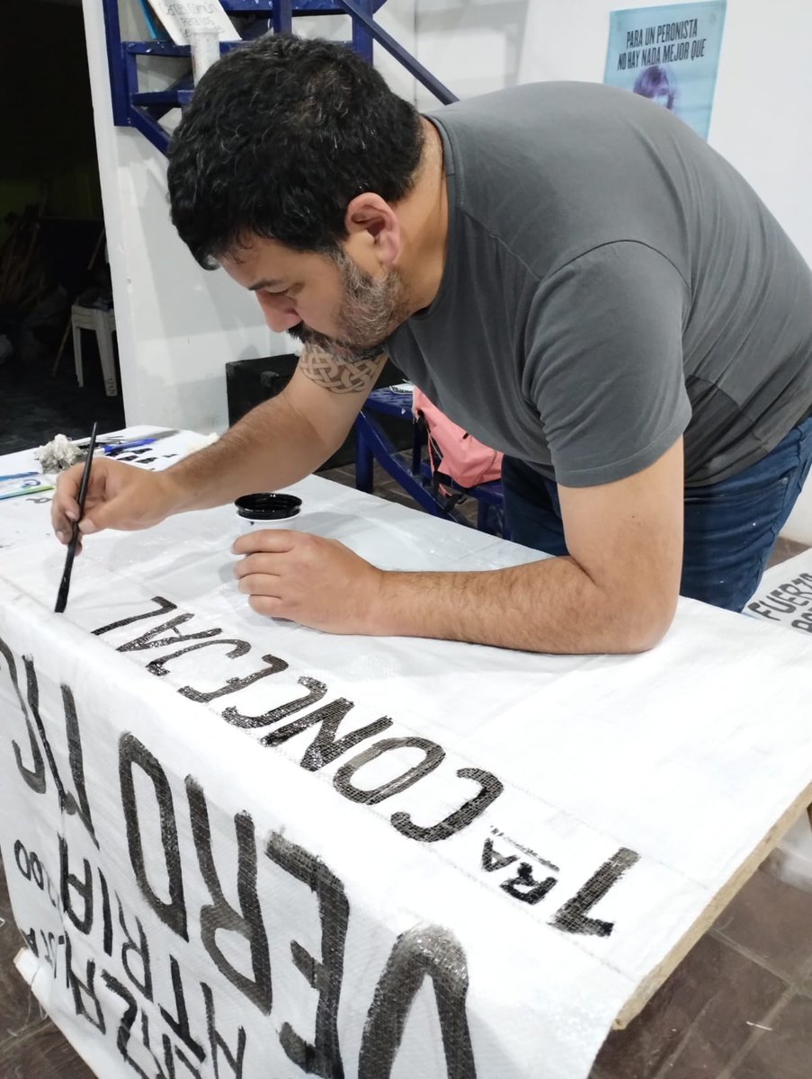 g_carlitos's tweet photo. Nunca vamos a resignar la idea de la construcción colectiva, la participación política y la esperanza de que una Argentina Justa, Libre y Soberana es posible. 🇦🇷✌️ https://t.co/scVstiNCzz