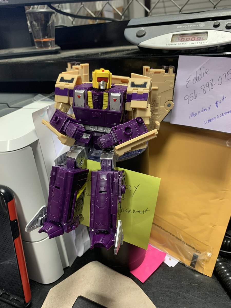 NanranjaBrawler's tweet photo. @primal80124 I love and miss gimmicks. But I can say for myself I love losing my figures is weird and crazy positions. A brick just doesn’t do it for me anymore. Might just be an age thing https://t.co/JNrBYJJDf4