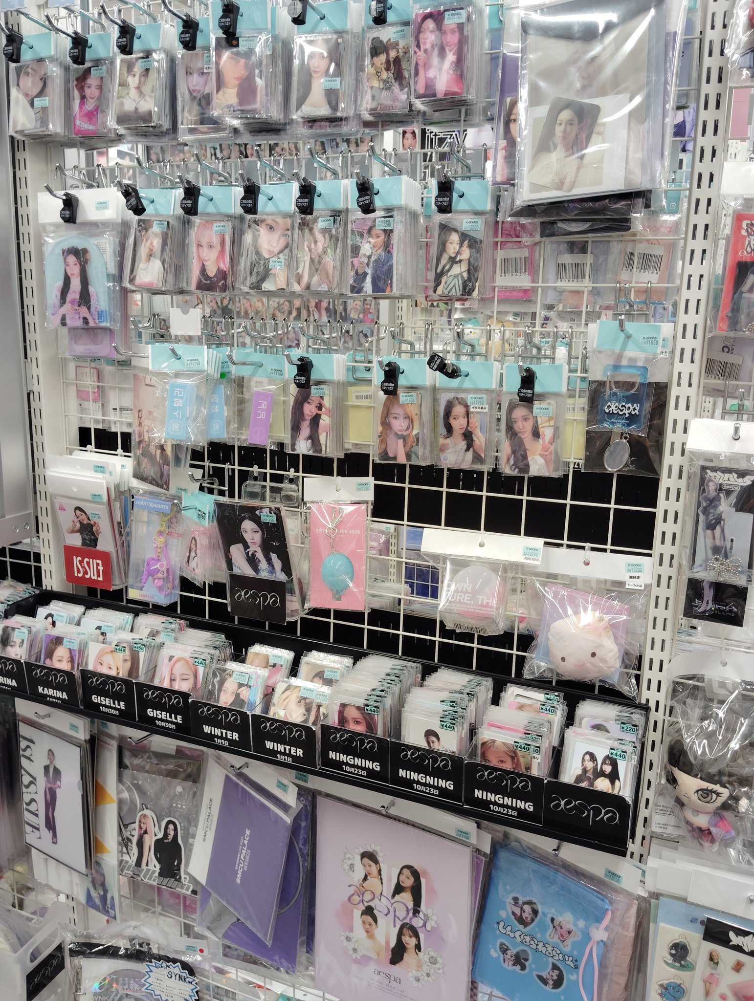 韓国　写真展の5点　おまけ付き タワーレコード アミュプラザ博多店 on X: 