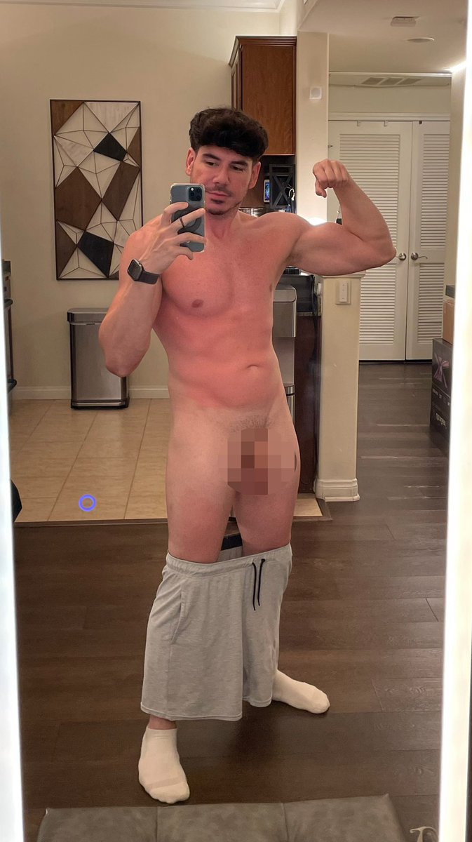 🔥 Beet Ass Red... Some cum rub some Alo on my body for me 💪🏻😮‍💨🌿

#Fitness #Sunburn #gay