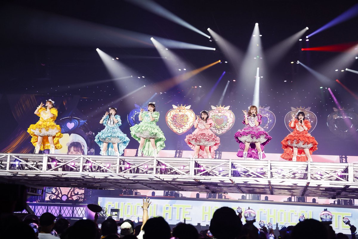 🎟️東京ドーム公演チケット受付中✨／ 「FRUITS ZIPPER SPECIAL LIVE