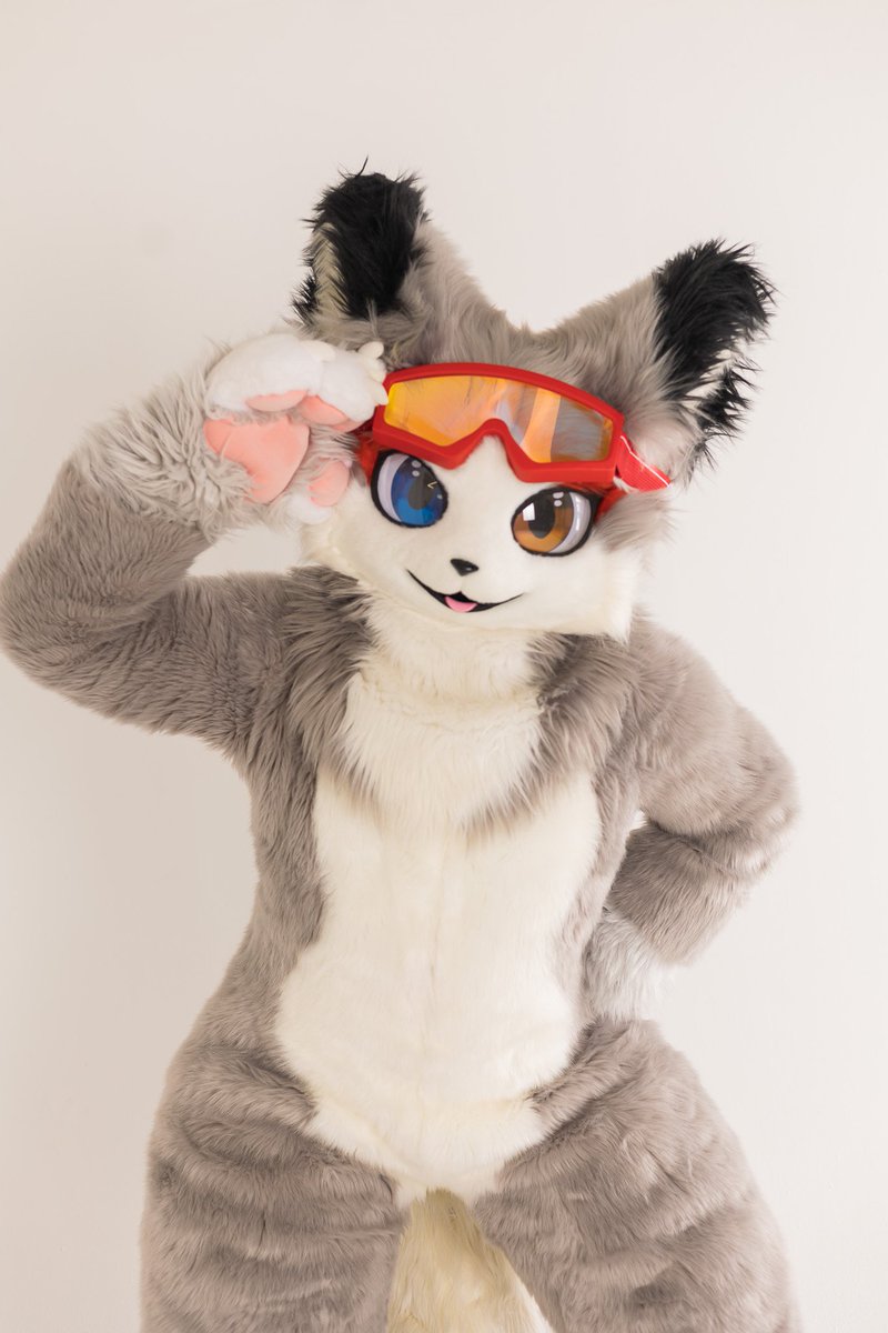 너 촬영회 간다고?

나도 불러...🫡

#FursuitEveryday