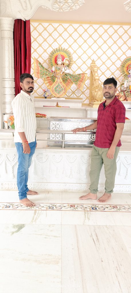 🌹सब सुख लए तुम्हारी शरना 🌼
🌹तुम रक्षक   काहू को डरना   🌼

🪔   जय श्री राम   🏹
 🚩   जय हनुमान   🚩

#जय_श्री_राम 
#जय_हनुमान