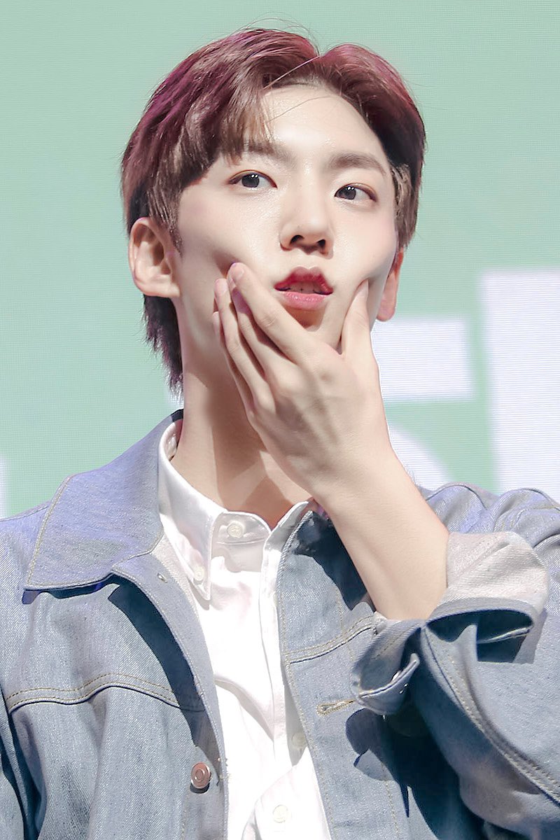 cloudd_pic's tweet photo. 241027 낮공 윤은오 팬미팅 <오늘 하루> 포토타임

#윤은오 배우님 https://t.co/in3qRSi3tn