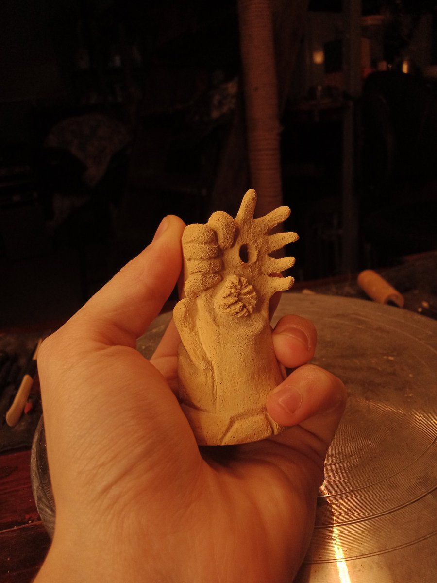 Artyom (ArGrutt) Grushevsky tweet media