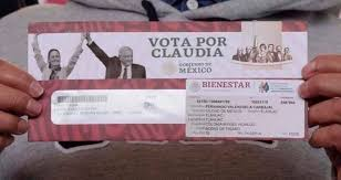 IrvingGatell's tweet photo. 19. Las incoherencias son lógicas.

¿Cómo sacó Argentina de la pobreza a millones de personas? Reactivando la economía.

¿Cómo lo hizo México? Regalando dinero (salario mínimo y programas sociales). https://t.co/HSdDU5gKYT