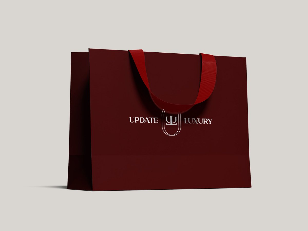 DesignTech_0's tweet image. We had the pleasure of designing for Update Luxury Collection and he absolutely loved it. The project included a sleek logo, a complementary card design, and a custom bag design, all crafted to reflect the brand’s premium identity. Clean, elegant, and made with intention. 🤝