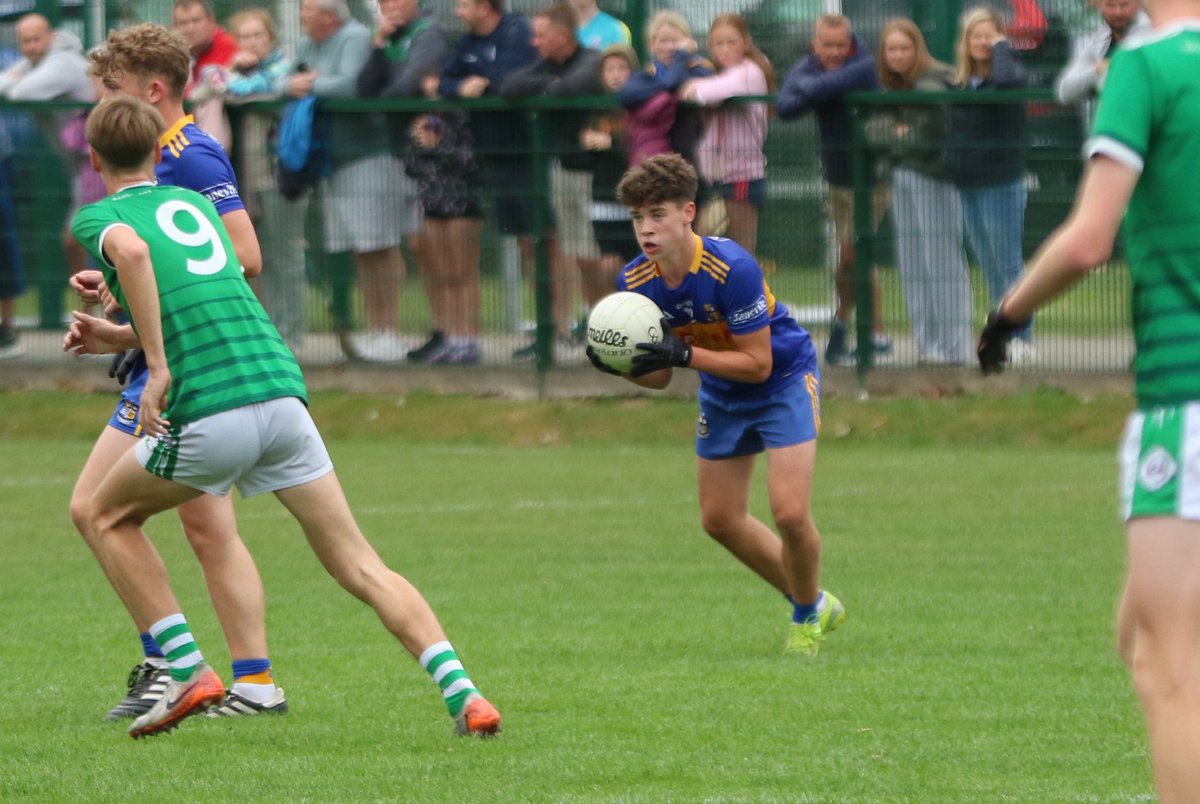 Last round of U16 Premier 1 Football Championship- Play Off required in both Sections 🏐🏐

🏆 <a href="/RebelOg_/">Rebel Og</a> Fé 16 P1 FC Rd 3
🏟️ Ballincollig
⏰ FT

🟢⚪️ <a href="/BallincolligGAA/">CLG Bhaile an Chollaigh</a> 2-15
🔵🟡 <a href="/CarrigalineGAA/">Carrigaline GAA</a> 0-09

A few pics …