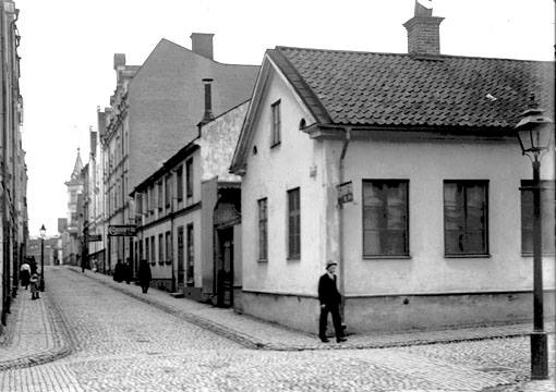 Luntgatan finns med på kartorna 1769 och vid gatan har ett luntmakeri legat i äldre tid. norrkopingshistoria.se/luntgatan/ #norrköpingshistoria