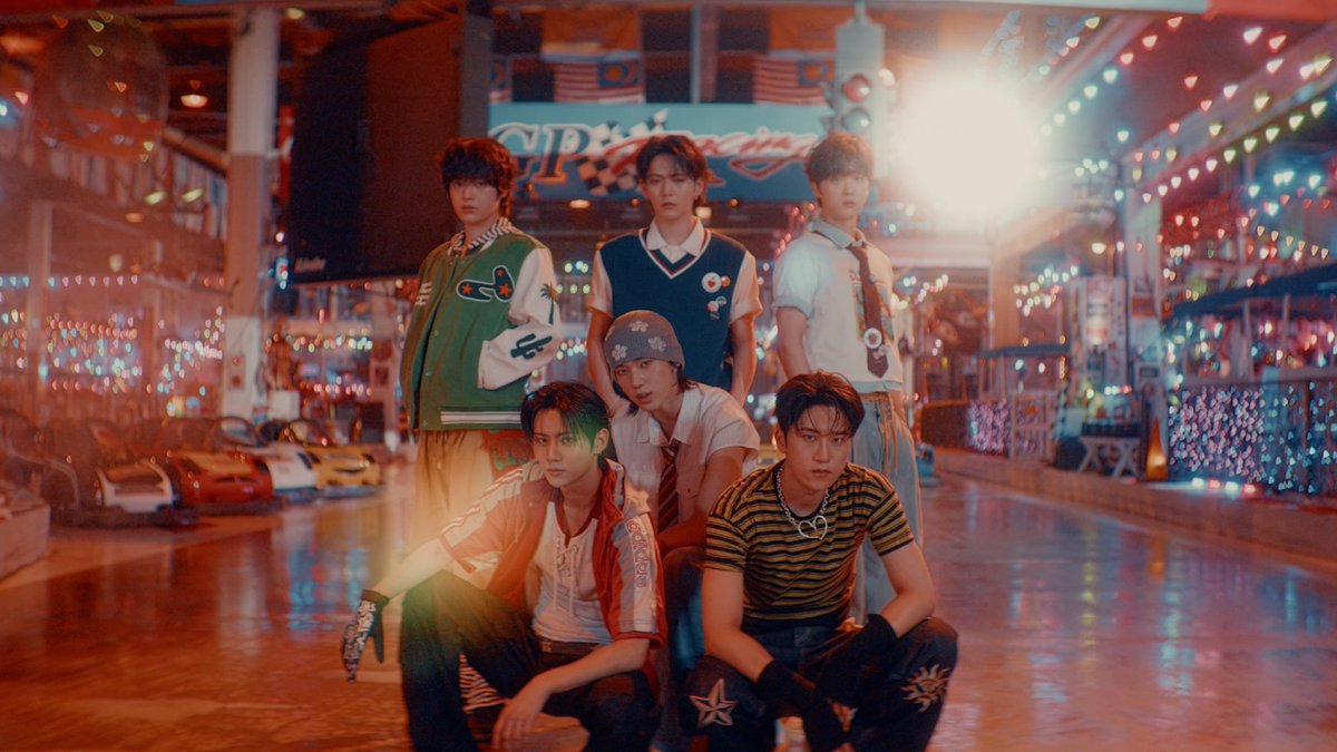 [📢] 2025.8.20

○━News●━━○━●━━○━●

LUN8 JAPAN 1st Album『Elevation』
「MOTLEY CREW」MV公開🖤🤍

🔗 youtu.be/DlUwoDEtDmY

○━●━━○━━●━○━━○━●

#Elevation 
#MOTLEY_CREW #This_is_俺らのスタイル
#LUN8 #ルネイト #LUV8 #ラベイト