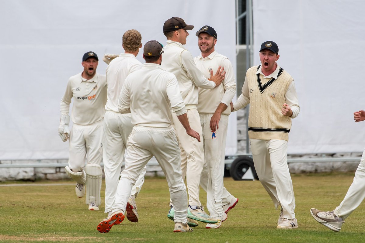 Flaming Creations & Photography (@flamingphotos) on Twitter photo Sykes Cup - Final (<a href="/honleycc/">Honley Cricket Club</a> vs <a href="/Huddsscholescc/">Scholes CC</a> )
Full gallery - flamingcreations.co.uk/sykes-cup-finaโฆ
#cricket #yorkshire #sportsphotography Sykes Cup - Final (<a href="/honleycc/">Honley Cricket Club</a> vs <a href="/Huddsscholescc/">Scholes CC</a> )
Full gallery - flamingcreations.co.uk/sykes-cup-finaโฆ
#cricket #yorkshire #sportsphotography
