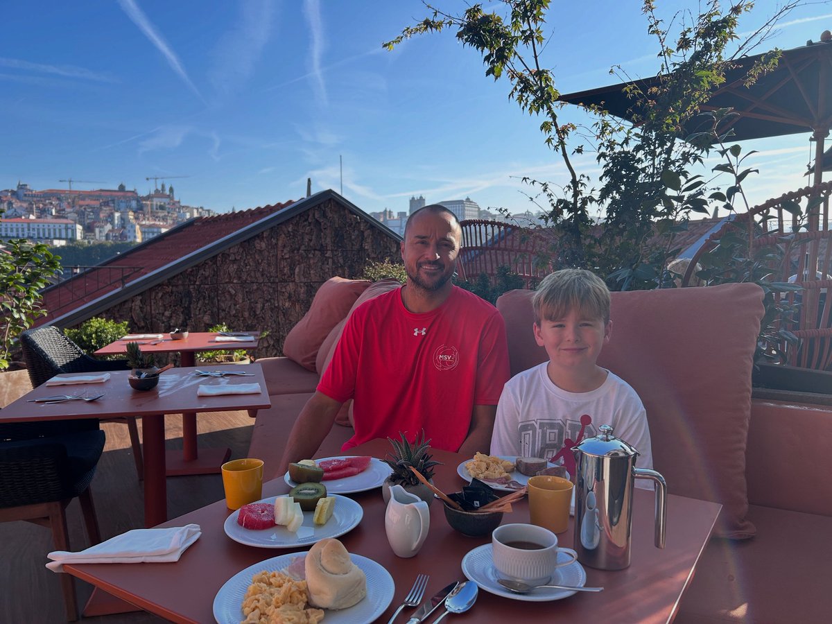 FredMoojen's tweet image. Good morning Porto 🇵🇹

What a beautiful city 🤩 

Breakfast now before a few meetings 🔵⚪️

#MSV #MSVPro #Porto #Portugal #Moojen #igers