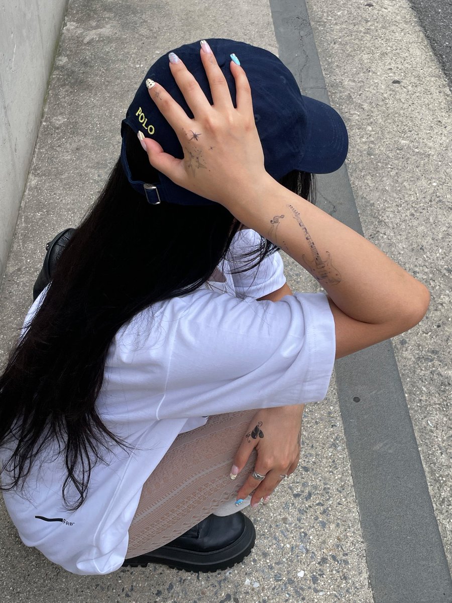 imlazystudios's tweet image. 타투아티스트 피록님의 빈티지한 질감 그대-로 핸드포크 타투를 타투스티커로 경험해보세요! 🎼🎸
 
✧ PIROK 03

🇰🇷 lazystudios.co.kr/ALL/?idx=3591
🌏 lazystudiosglobal.com/ALL/?idx=3591

#temporarytattoo #타투스티커 #tattoosticker