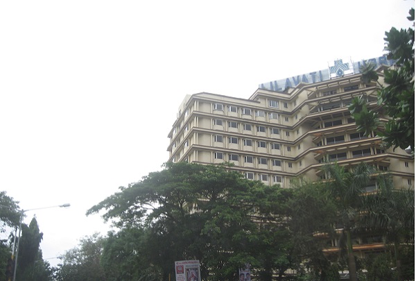 HDFC Bank CEO Sashidhar Jagdishan finds himself in the crosshairs of a courtroom dispute over the Lilavati Trust—a case with little to do with the bank’s books but everything to do with its reputation.

History shows how fragile the line is between personal and institutional