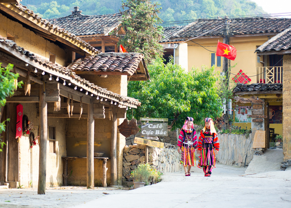 Zinghomehagiang's tweet image. Explore 6 best ethnic villages in Ha Giang Loop 
- Nam Dam Village
- Lung Tam Village 
- Pho Bang Village 
- Lo Lo Chai Ethnic Village 
- Yen Minh Village 
- Du Gia Village
🌐 Website: zinghomehagiang.com
#zinghomehagiang #hagiang #hagiangtrip