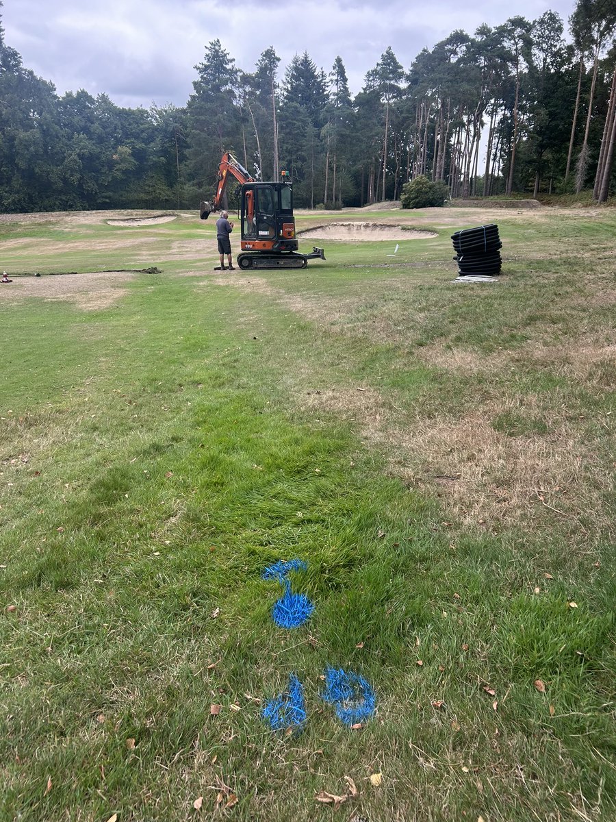 gregevansmg's tweet image. Another week another drainage project! @GolfShgc 10th hole upgrade keeping it playable in the winter #drainage #dry

#greenkeeping #greenkeeper #golf #golfcourse #agronomy #agronomylife #golfmaintenance