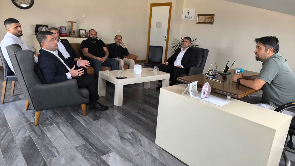HuseyinAyaydin's tweet photo. Çukurova/ Karslılar

İl Başkanımız Sayın Fethullah Beyazçiçek ile birlikte Yeni Sihirli Eller Rehabilitasyon Merkezi Kurucusu Sayın Burak Kırkali'yi ziyaret ettik
Sektöre ve Gündeme dair hoş bir muhabbet gerçekleştirdik https://t.co/dPKq0uEPSH