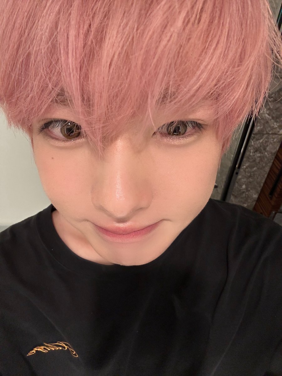 49bbang's tweet photo. 사쿠야 셀카다
씨덜 https://t.co/PNsNGVzGd6