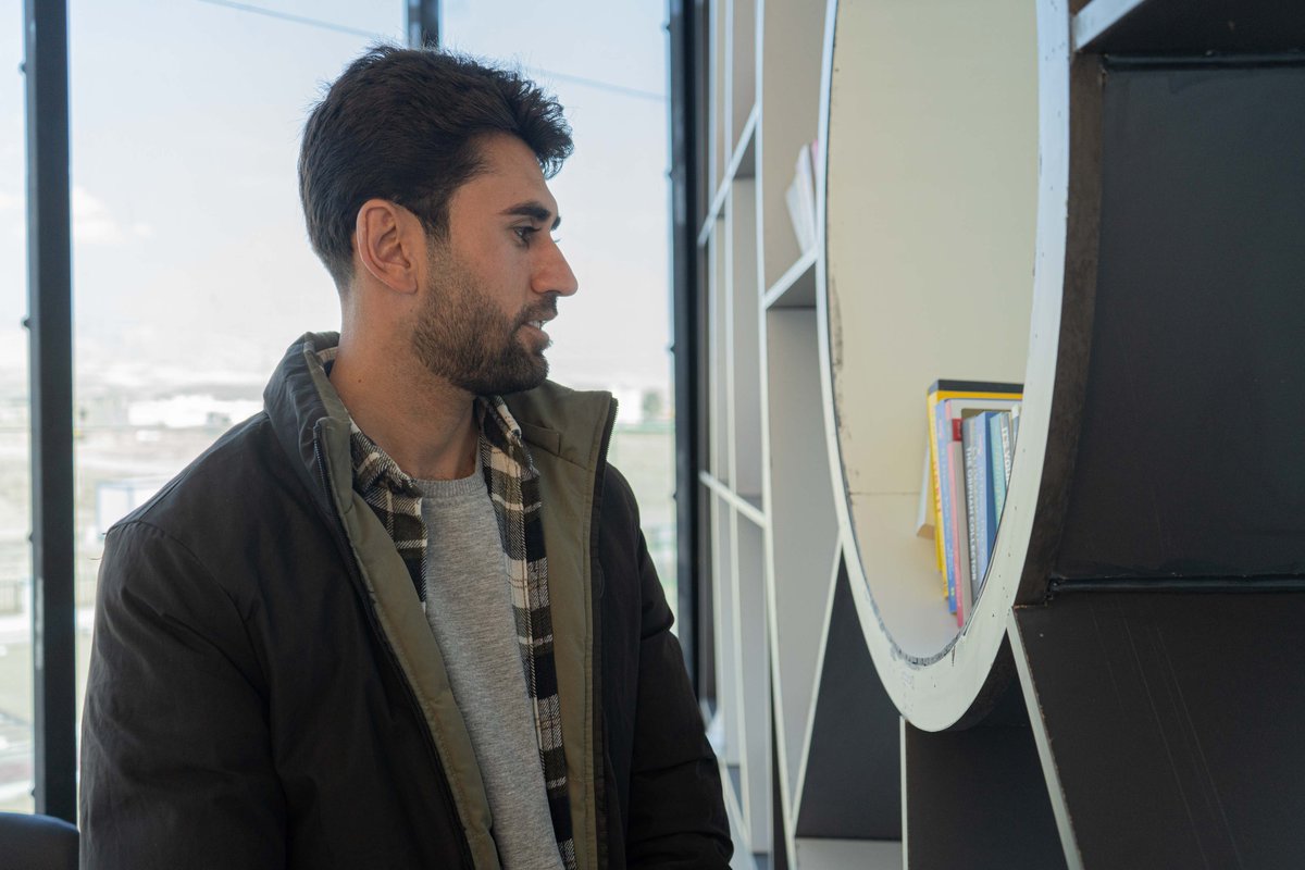 "I remember how, during the hardest times, people sacrificed what little they had so others could survive", Madloul from Iraq

On #WorldHumanitarianDay, we stand with families rebuilding their lives with resilience.

go.undp.org/wQq