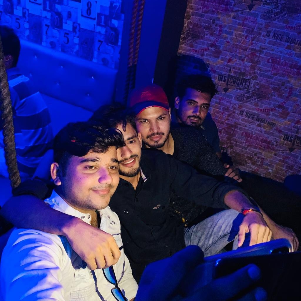 BhanuLaur's tweet photo. https://t.co/bzsF9GLjdk