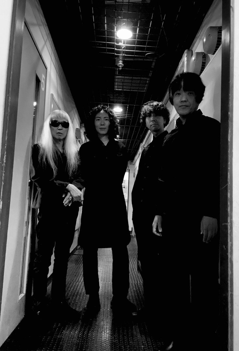 livehouse_fever's tweet photo. 【新規】11.14(Fri) / 11.17(Mon)
7e.p. presents Deerhoof Japan Tour 2025

11.14(Fri) w/oono yuuki band
11.17(Mon) w/Haino Keiji &amp; The Hardy Rocks

Deerhoof来日決定！
FEVERは上記ゲストを迎えた2Days！
※両日別セットリスト予定

チケットはe+、7e.p.予約にて🎫
https://t.co/fkhpmLzi5y https://t.co/FODqCVK2db