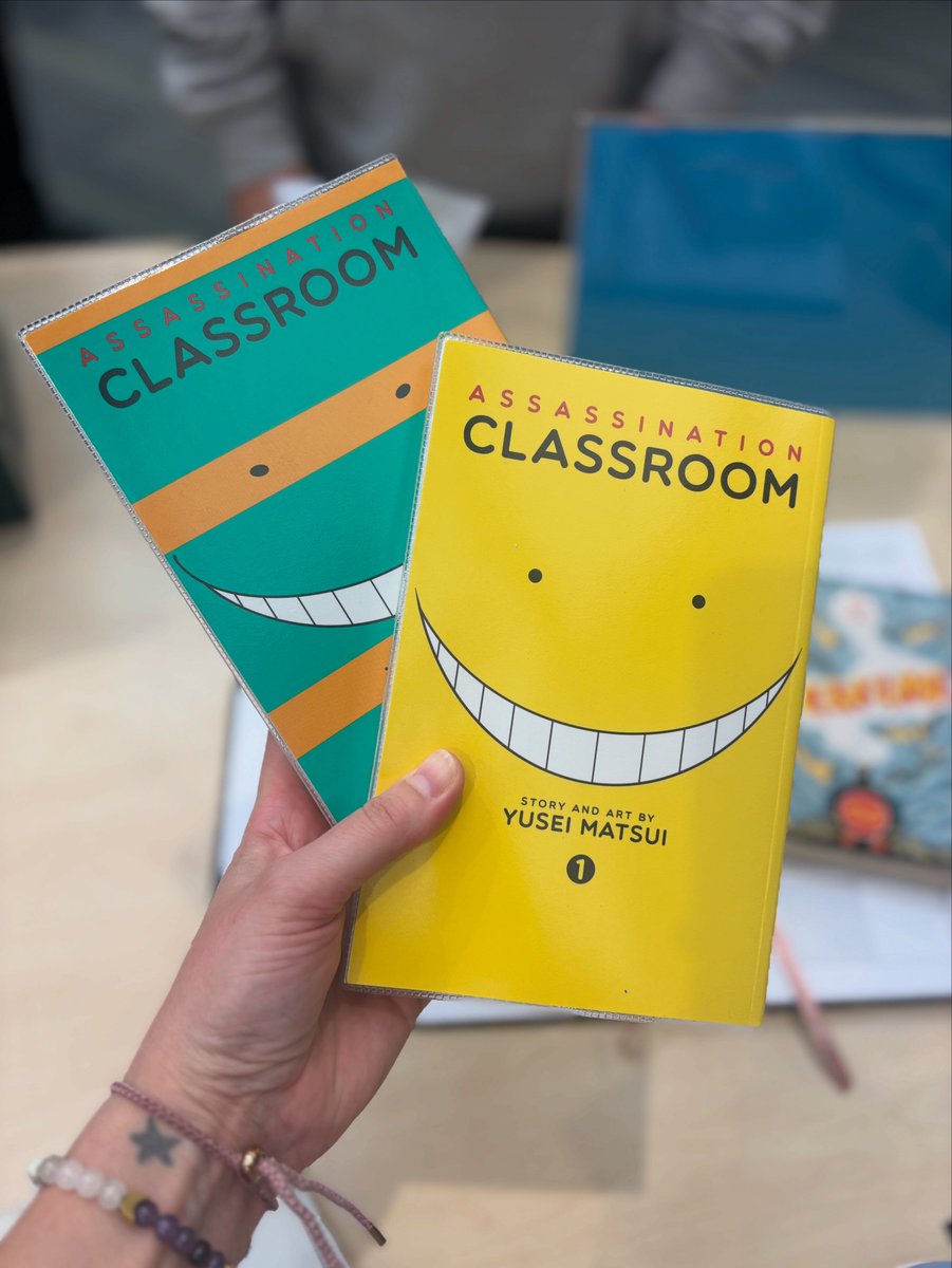 ForAcadLib's tweet image. First issues of the new school year 📚 Welcome back, Forfar Academy!