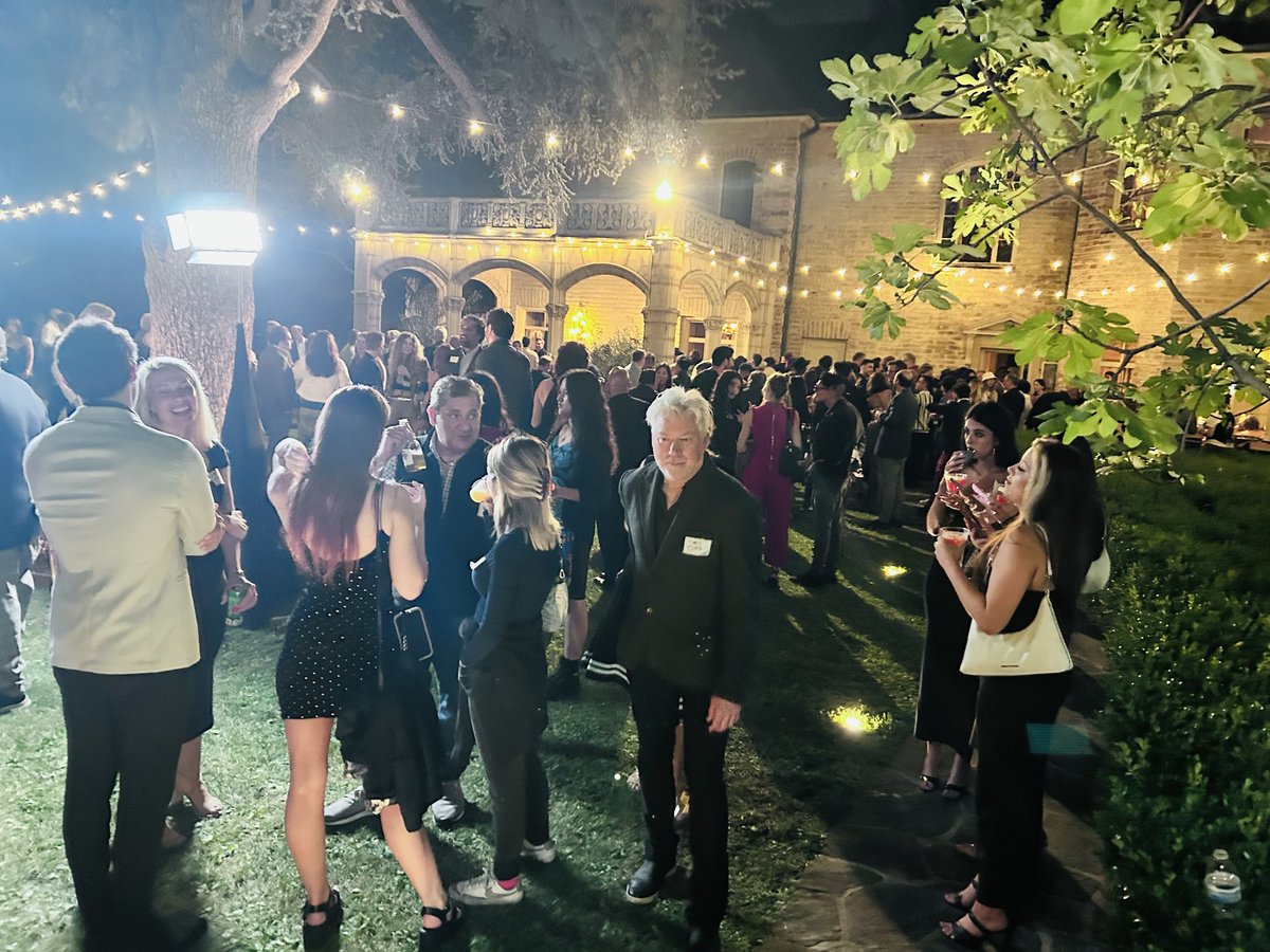 AzadiJack's tweet image. The guys @ScriptHop held a legendary bash at Shane Black's house over the weekend to celebrate their first cohort of scripts to complete The Gauntlet; an incredibility new and exciting way to get the attention of Hollywood! See who you can spot in the photos!