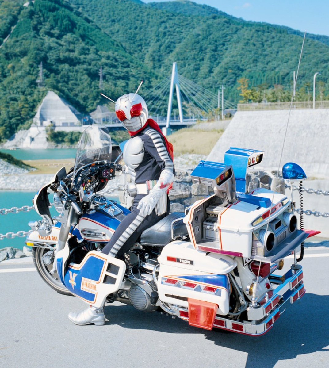 DOW80G7mP0kqn3M's tweet photo. #8月19日バイクの日 https://t.co/atei7dJ2OD