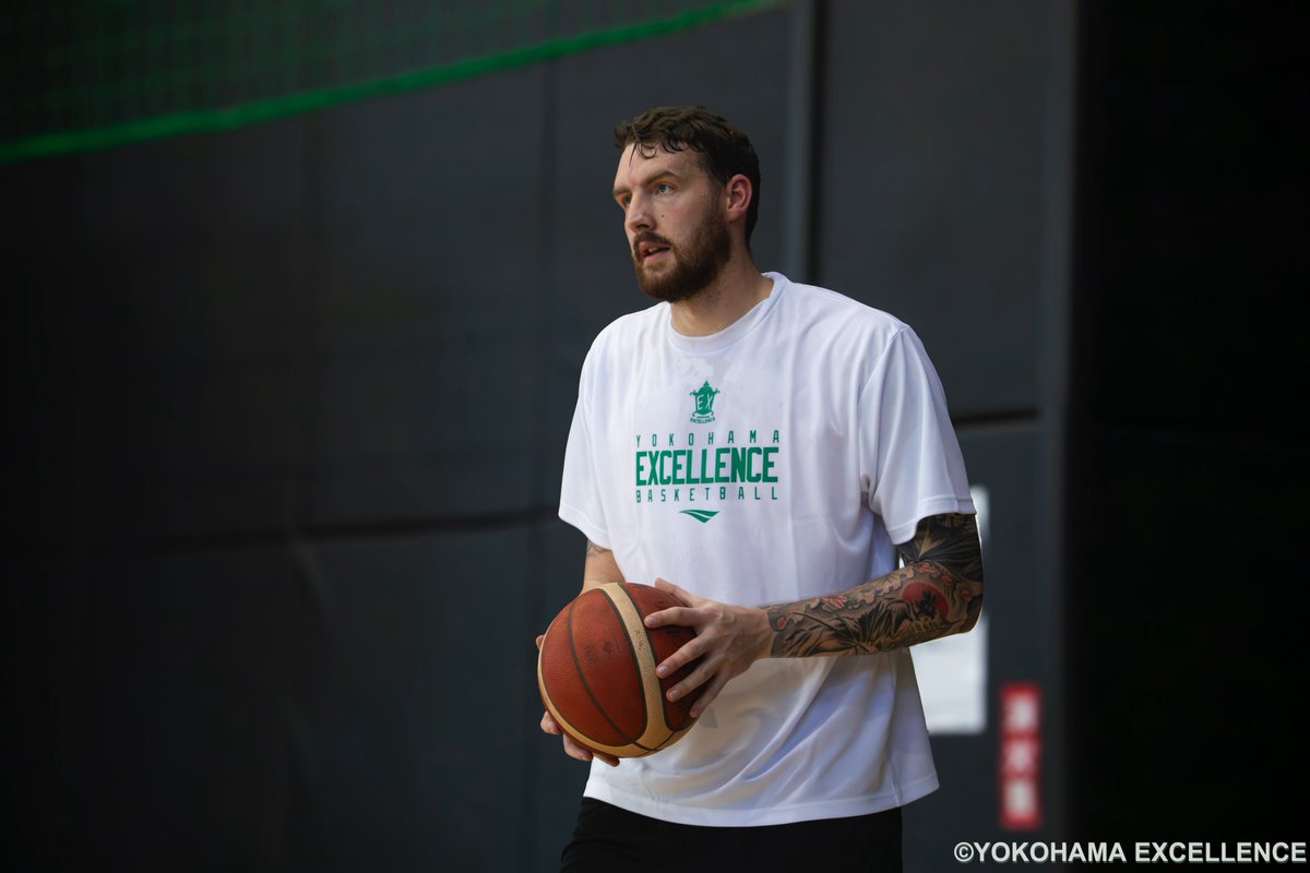 横浜エクセレンス tweet media