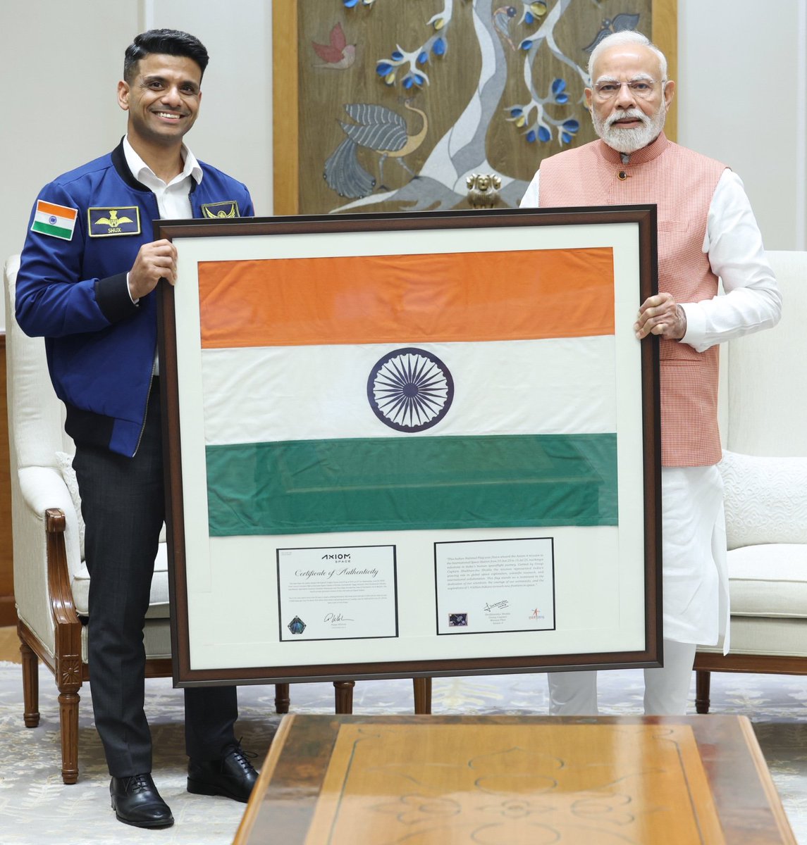 Nirmal Kumar Surana (@blrnirmal) on Twitter photo Group Captain Shubhanshu Shukla, who was the pilot of Axiom-4 Space Mission to the International Space Station (ISS), meets Prime Minister Shri Narendra Modi.
<a href="/gagan_shux/">Shubhanshu Shukla</a> Group Captain Shubhanshu Shukla, who was the pilot of Axiom-4 Space Mission to the International Space Station (ISS), meets Prime Minister Shri Narendra Modi.
<a href="/gagan_shux/">Shubhanshu Shukla</a>