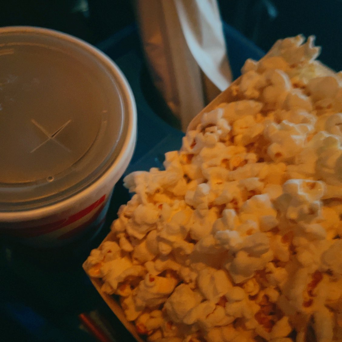 鬼滅の刃やっと見れる！👀