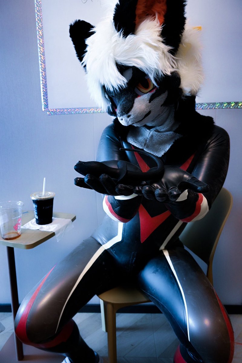 先生请用棍。どうぞこちらを使ってください^_^