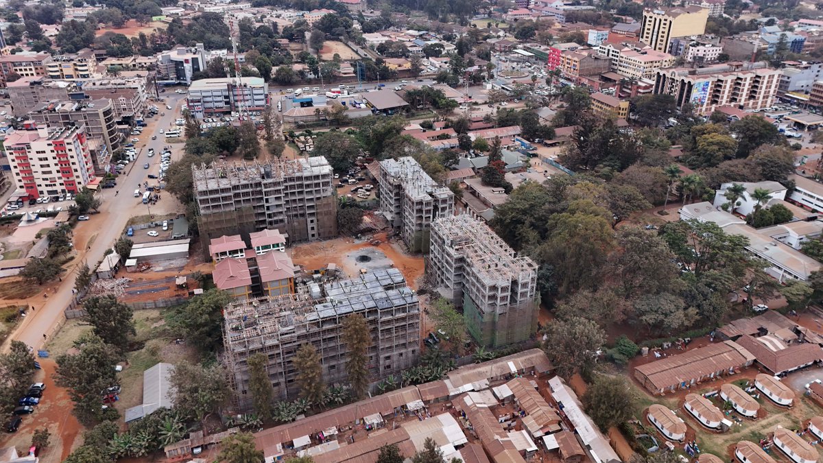 PSCharlesHinga's tweet photo. The Affordable Housing Programme, spearheaded by the @HousingUrbanKE under H.E. President @WilliamsRuto's Bottom-Up Economic Transformation Agenda (BETA), is reshaping communities by providing decent homes while creating thousands of jobs for Kenyans, especially youth and women. https://t.co/2mca24FuY5