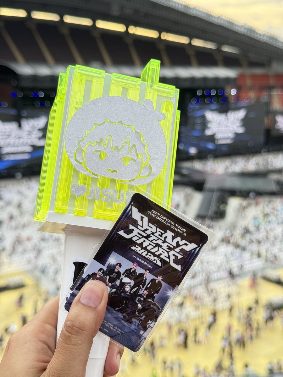 jaedo43's tweet photo. Nong Dream 💚

#THEDREAMSHOW4_in_BKK #NCTDREAM_THEDREAMSHOW4_in_BKK #NCTDREAM_THEDREAMSHOW4_BANGKOK https://t.co/129Nwqt5Ms