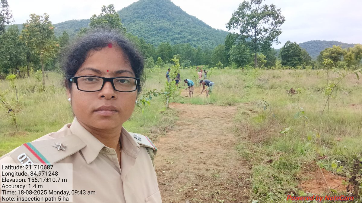 Creation of an #inspection path in the 1st year CSR AR #plantation over 5 hectares at Budhapahar KF, Mahuldiha Section, #KuliposhRange.
<a href="/pccfodisha/">PCCF & HoFF Odisha</a> 
<a href="/Prem_CWLWOdisha/">Prem Kumar Jha</a> 
<a href="/RourkelaRc79045/">RCCF Rourkela</a>