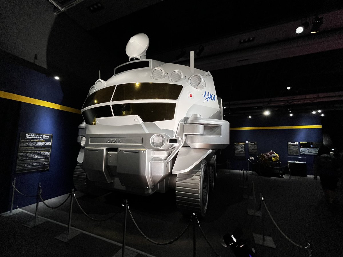 ozo_astro's tweet photo. 深宇宙展良かった
ルナクルーザー、想像以上の大きさでびっくり https://t.co/S83dZAvGA0