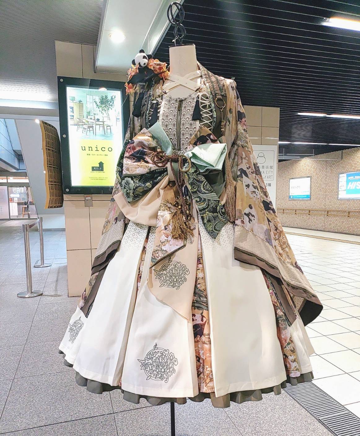 【オッズオン】袴スカート 水色×白 蝶 2019 SUMMER OZZ ONESTE / OZZON JAPAN OfficialSite