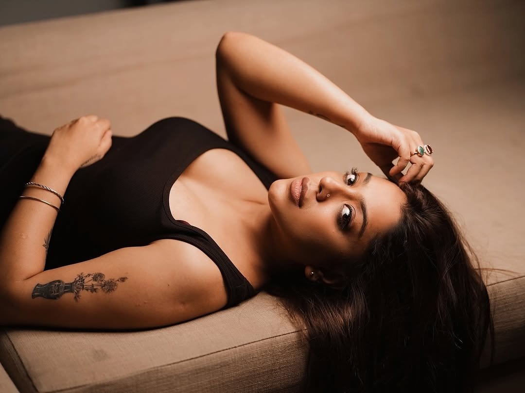 GysLY6Ba4AARL4y?format=jpg&name=medium